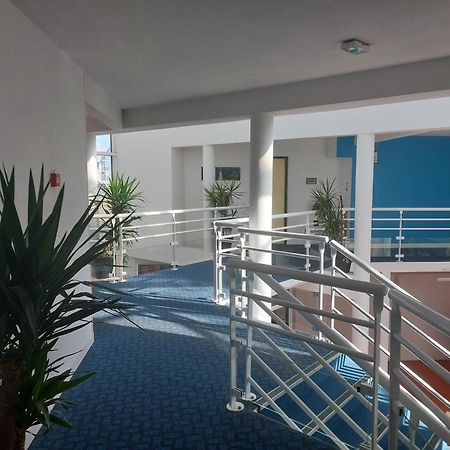 Hotel Airport Merville  Exterior photo